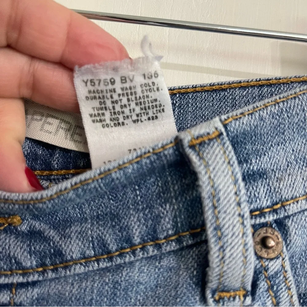 Levi's 512 Classic Slim Straight Tapered Leg Women's Size 28 - Picture 4 of 11
